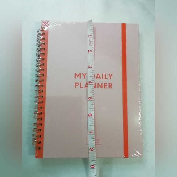 Daily Planner, Habit Tracker, Meal Planner, Undated, by Sweetzer & Orange. - Picture 5 of 9